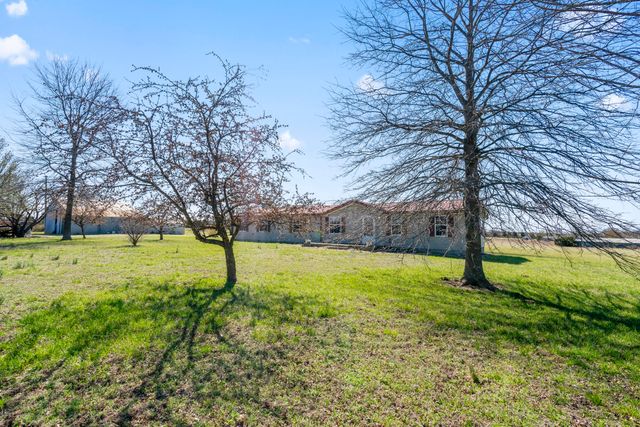 15180 S 1453 Road, Stockton, MO 65785