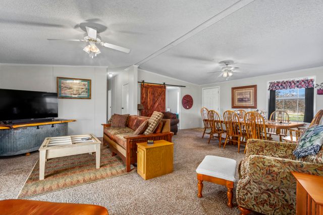 15180 S 1453 Road, Stockton, MO 65785