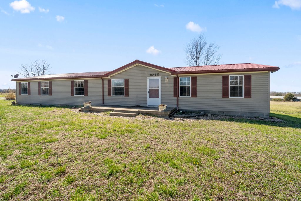 15180 S 1453 Road, Stockton, MO 65785