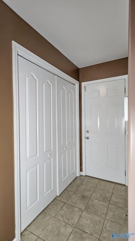 102 Compass Hill Circle, Toney, AL 35773