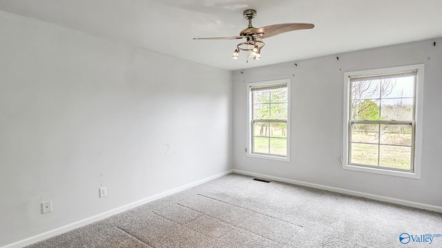 102 Compass Hill Circle, Toney, AL 35773