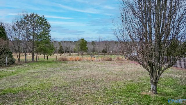 102 Compass Hill Circle, Toney, AL 35773