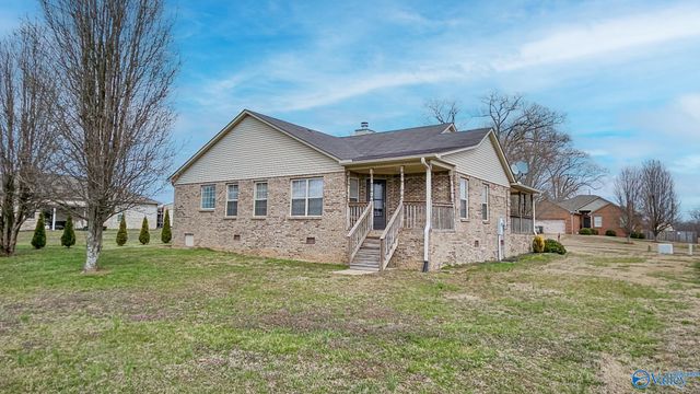102 Compass Hill Circle, Toney, AL 35773