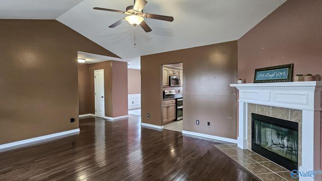 102 Compass Hill Circle, Toney, AL 35773