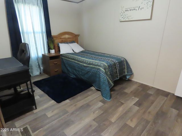 1044 S WESTERN Avenue, Superior, AZ 85173