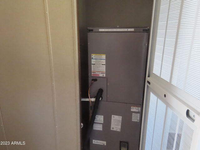 1044 S WESTERN Avenue, Superior, AZ 85173