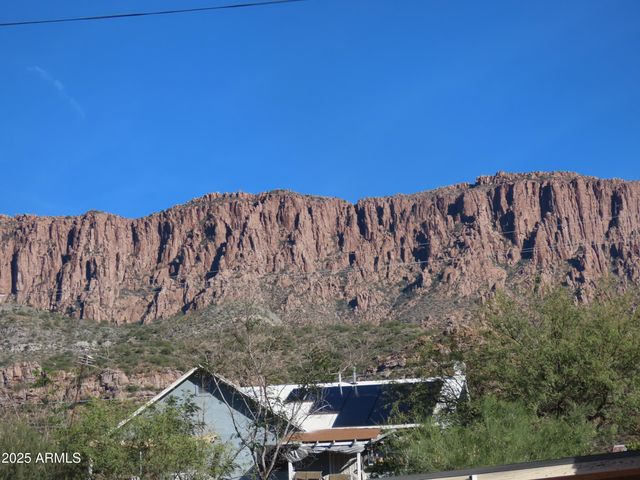 1044 S WESTERN Avenue, Superior, AZ 85173