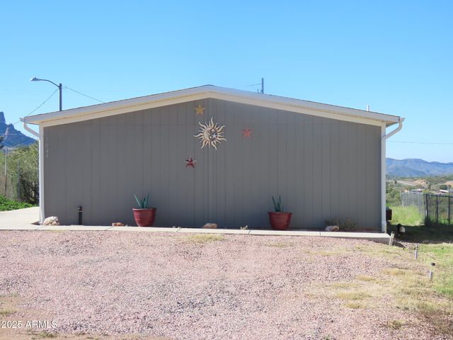1044 S WESTERN Avenue, Superior, AZ 85173