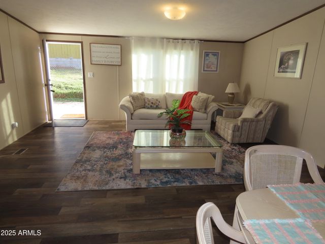 1044 S WESTERN Avenue, Superior, AZ 85173