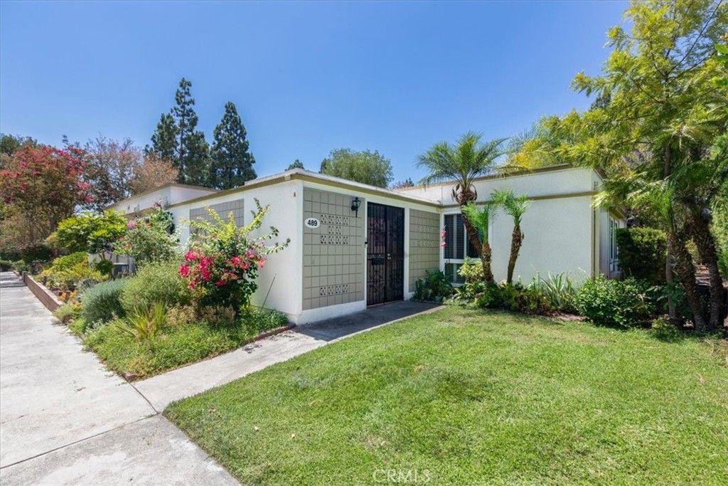 489 Callie Cadiz B, Laguna Woods, CA 92637 — photo 2