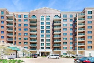 750 Pearson Street 808, Des Plaines, IL 60016