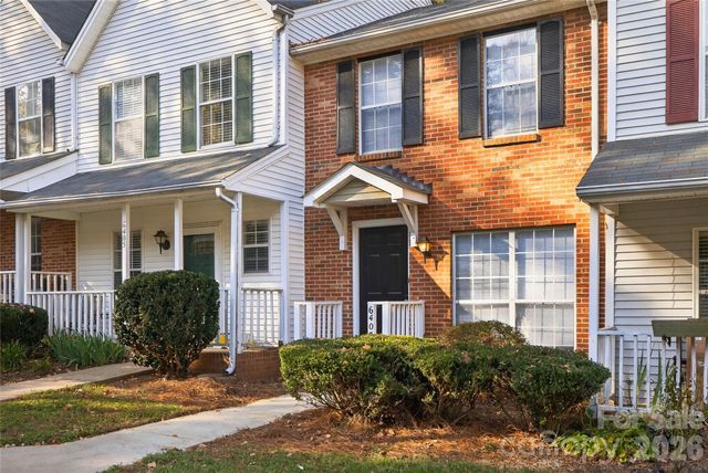 6407 Windsor Gate Lane, Charlotte, NC 28215