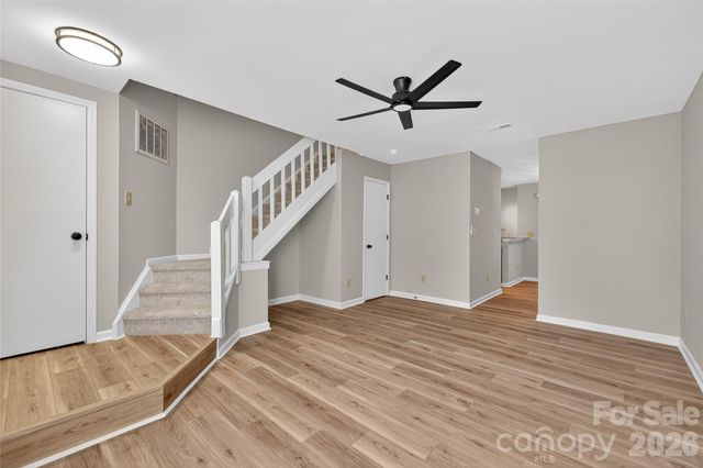 6407 Windsor Gate Lane, Charlotte, NC 28215