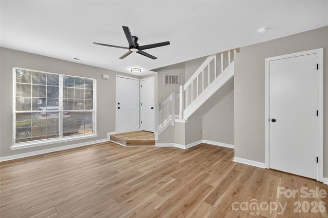 6407 Windsor Gate Lane, Charlotte, NC 28215