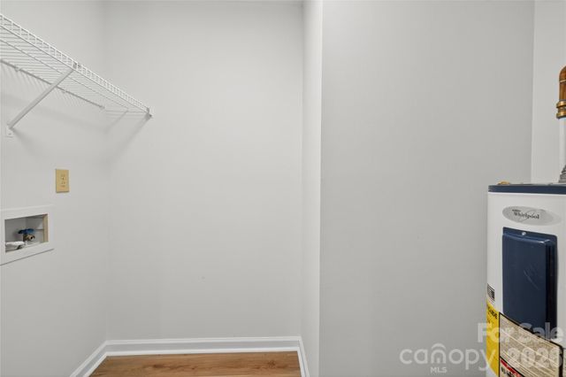 6407 Windsor Gate Lane, Charlotte, NC 28215