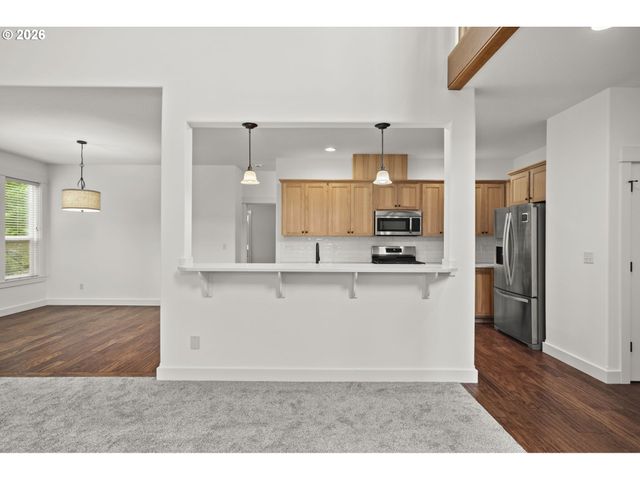 4054 FOREST VIEW Dr, Washougal, WA 98671