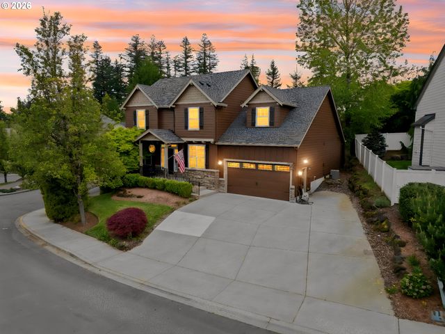 4054 FOREST VIEW Dr, Washougal, WA 98671