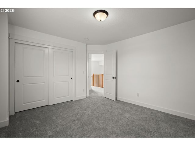 4054 FOREST VIEW Dr, Washougal, WA 98671