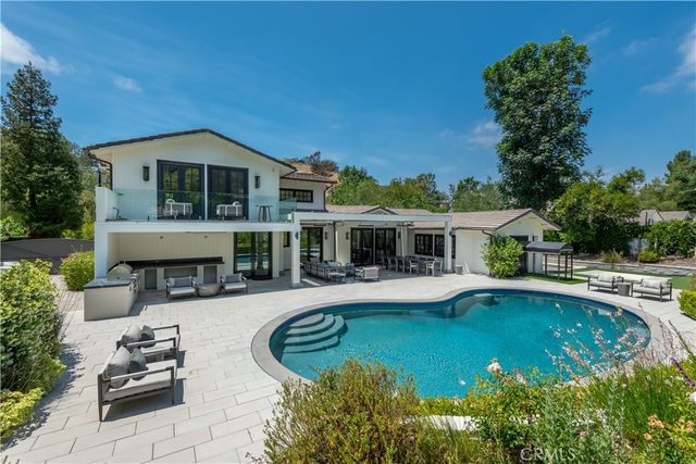 5460 ROUND MEADOW, Hidden Hills, CA 91302
