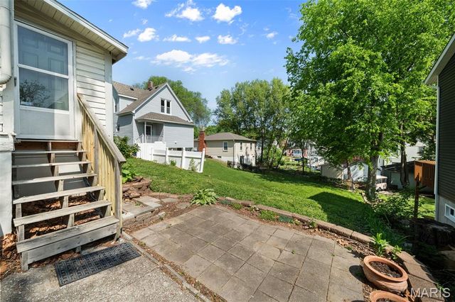 328 Franklin Street, St Charles, MO 63301