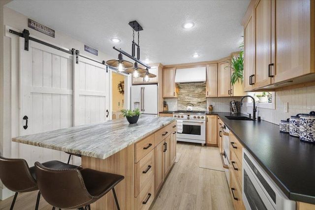 2107 S Scenic Blvd, Spokane, WA 99224