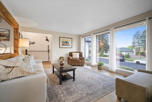 2107 S Scenic Blvd, Spokane, WA 99224