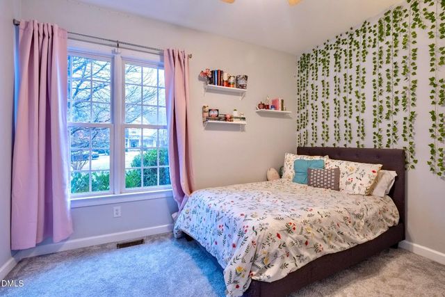 8616 Sunflower Meadows Lane, Wake Forest, NC 27587