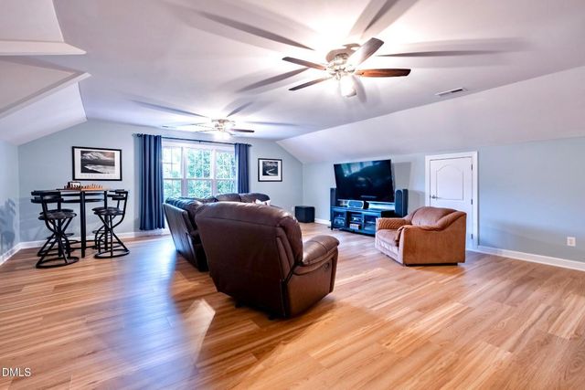 8616 Sunflower Meadows Lane, Wake Forest, NC 27587