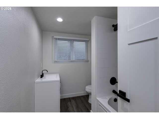 550 Nw 5TH Ave, Camas, WA 98607