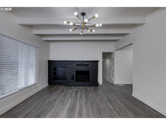 550 Nw 5TH Ave, Camas, WA 98607