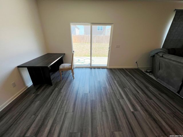 874 Barnacle Ct, Adkins, TX 78109