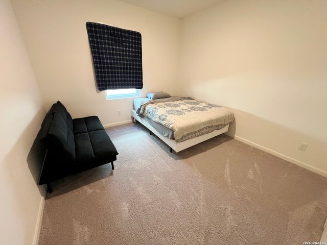 874 Barnacle Ct, Adkins, TX 78109