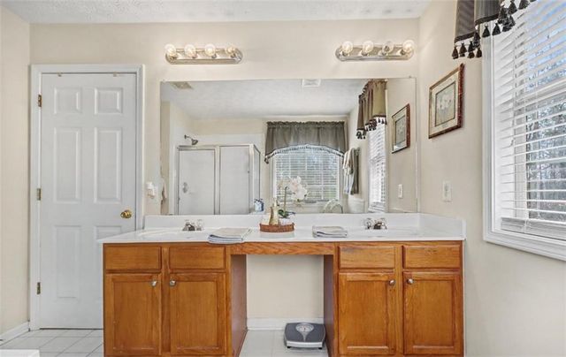 5769 Fairington Farms Court, Lithonia, GA 30038