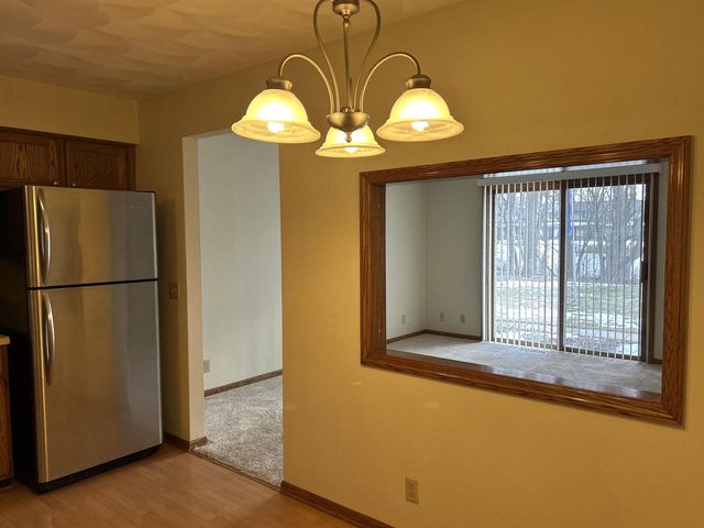 249 Ba Wood Lane, Janesville, WI 53545