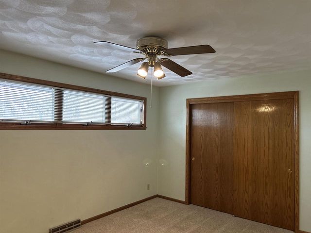 249 Ba Wood Lane, Janesville, WI 53545