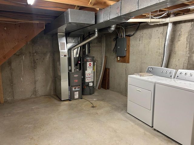 249 Ba Wood Lane, Janesville, WI 53545