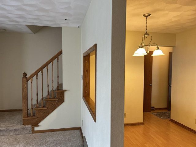 249 Ba Wood Lane, Janesville, WI 53545