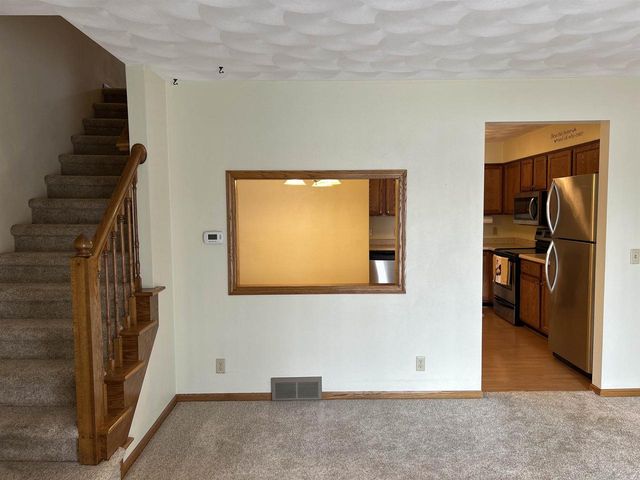 249 Ba Wood Lane, Janesville, WI 53545