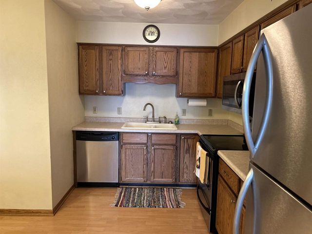 249 Ba Wood Lane, Janesville, WI 53545