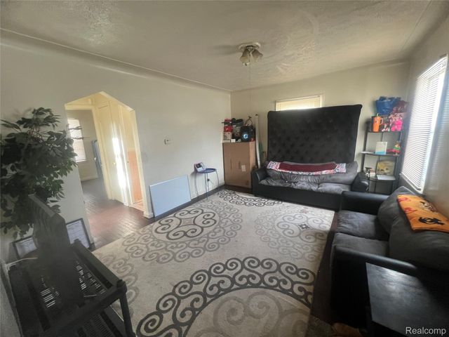 20543 Waltham Street, Detroit, MI 48205