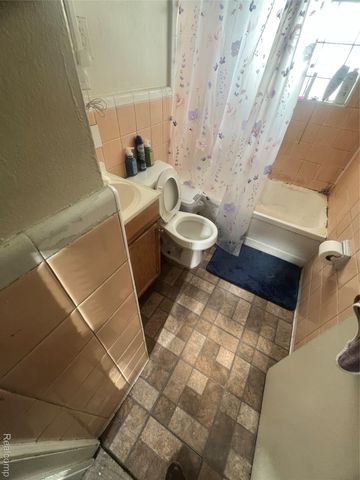 20543 Waltham Street, Detroit, MI 48205