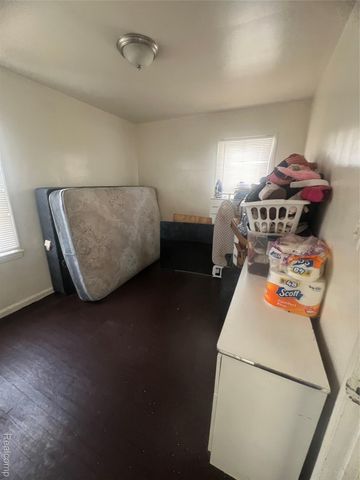 20543 Waltham Street, Detroit, MI 48205