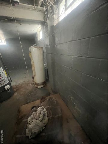 20543 Waltham Street, Detroit, MI 48205