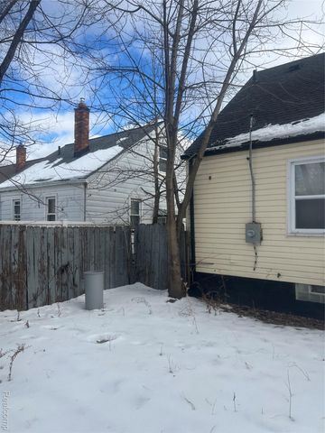 20543 Waltham Street, Detroit, MI 48205