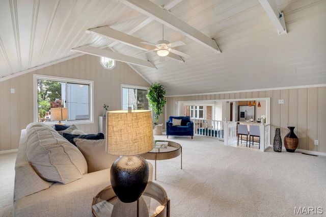 81 Heatherbrook Lane, Kirkwood, MO 63122