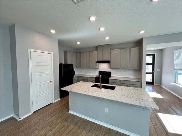 6516 Carriage Pines DR, Del Valle, TX 78617