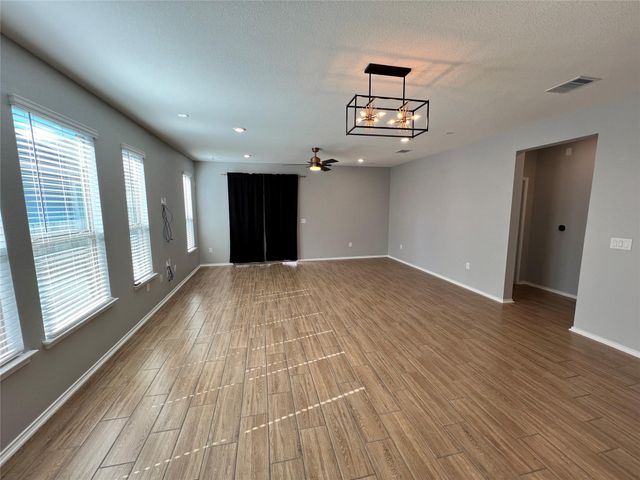 6516 Carriage Pines DR, Del Valle, TX 78617