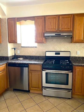 2214 Steinway Street, Astoria, NY 11105