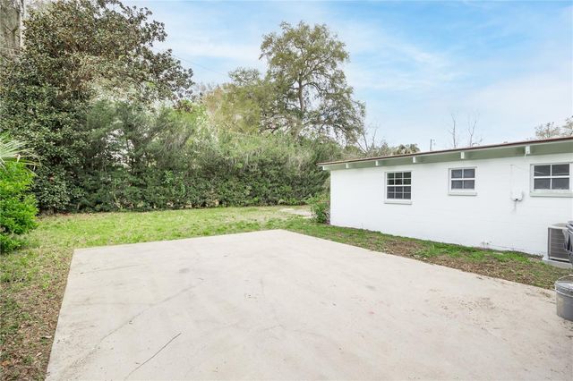 3004 NE 12TH STREET, Gainesville, FL 32609