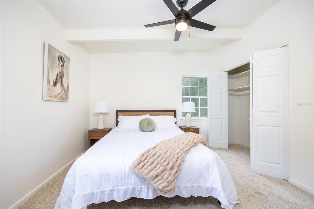 Image 19 of property listing at 3004 NE 12TH STREET, Gainesville, FL 32609